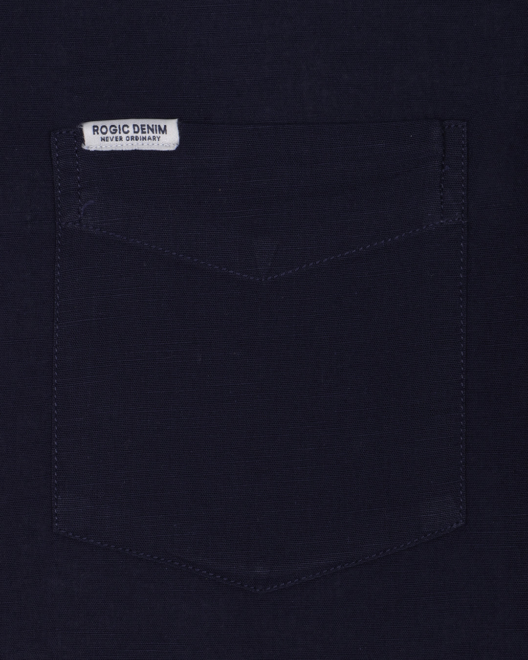 LIGHTWEIGHT REGULAR SHIRT IN NAVY