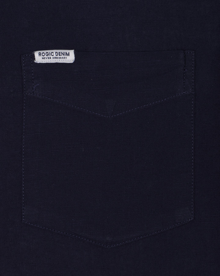 LIGHTWEIGHT REGULAR SHIRT IN NAVY