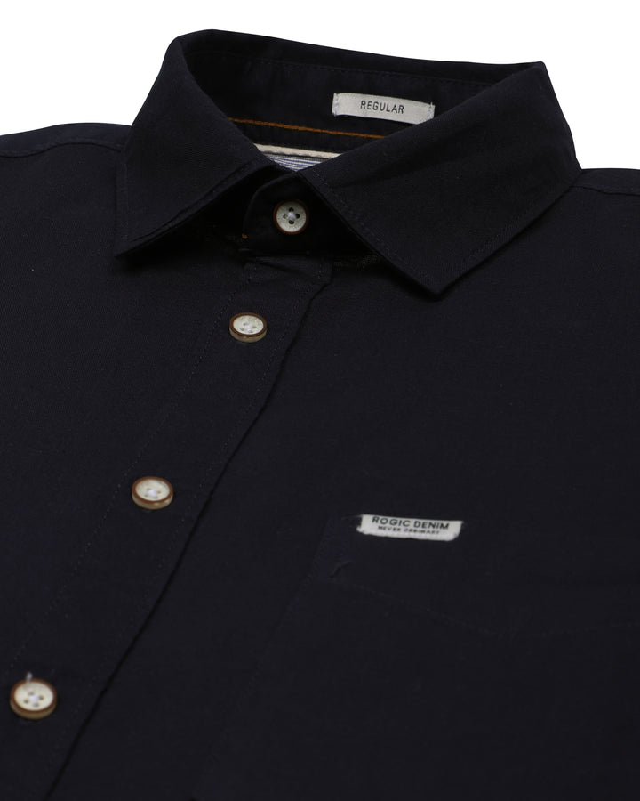 LIGHTWEIGHT SHIRT IN BLACK